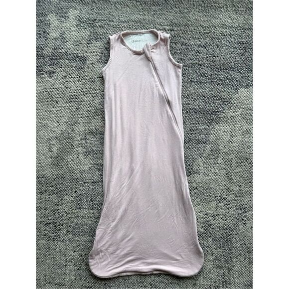 Quince Bamboo Baby Sleep Bag 1.0 TOG - Pale Pink - size Medium - Picture 1 of 4